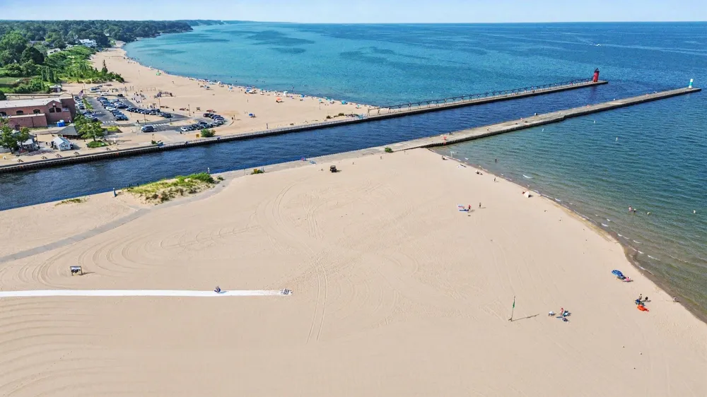20 Lake Shore Drive South Haven, MI 49090