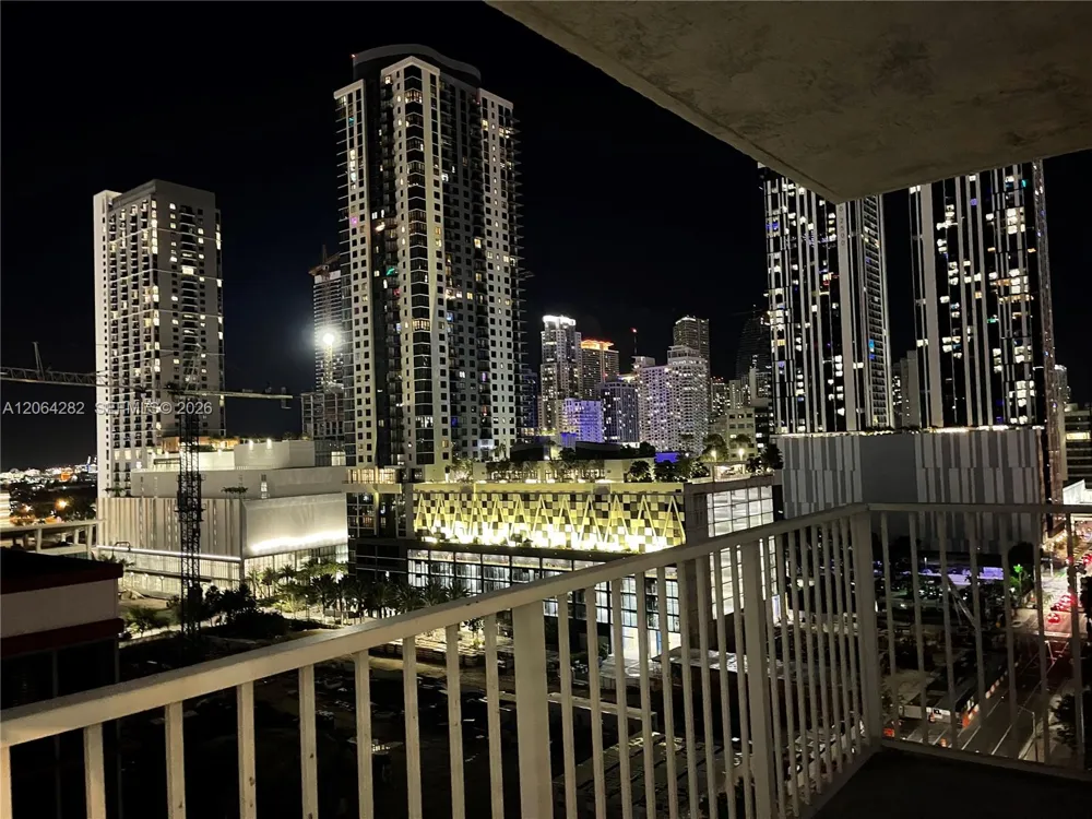 800 Miami Ave #E-1605 Miami, FL 33136