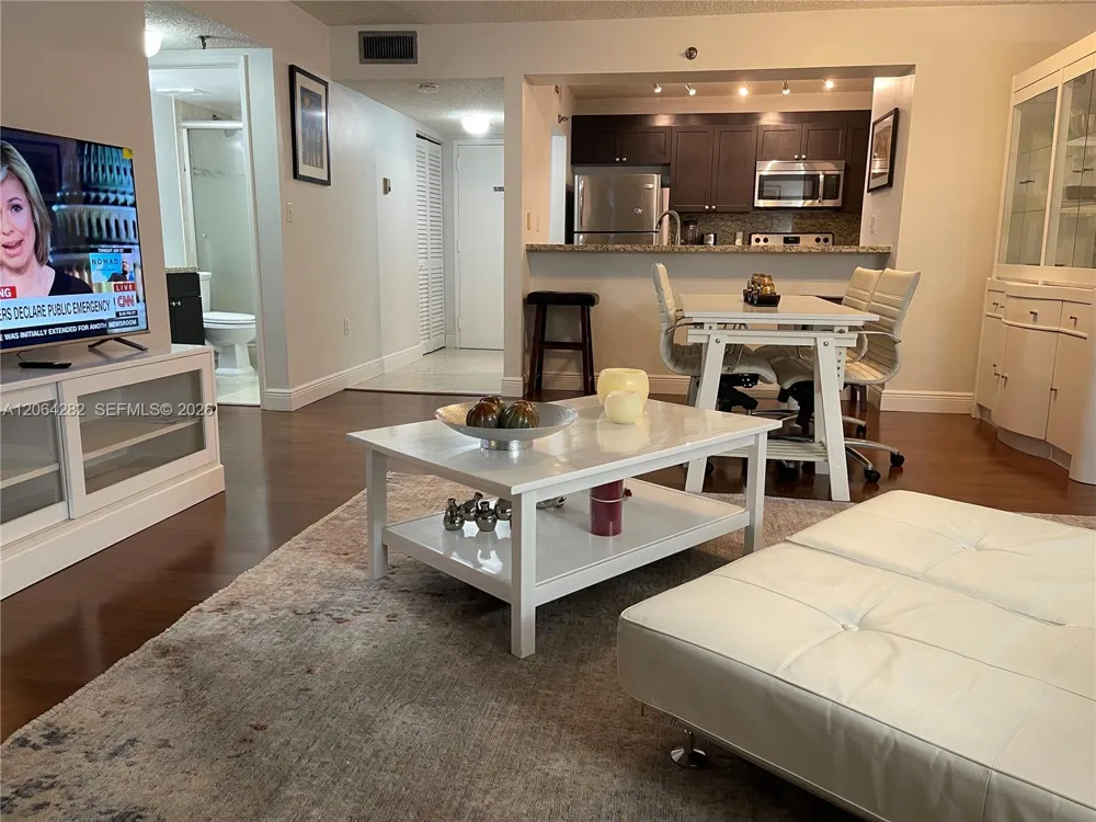 800 Miami Ave #E-1605 Miami, FL 33136