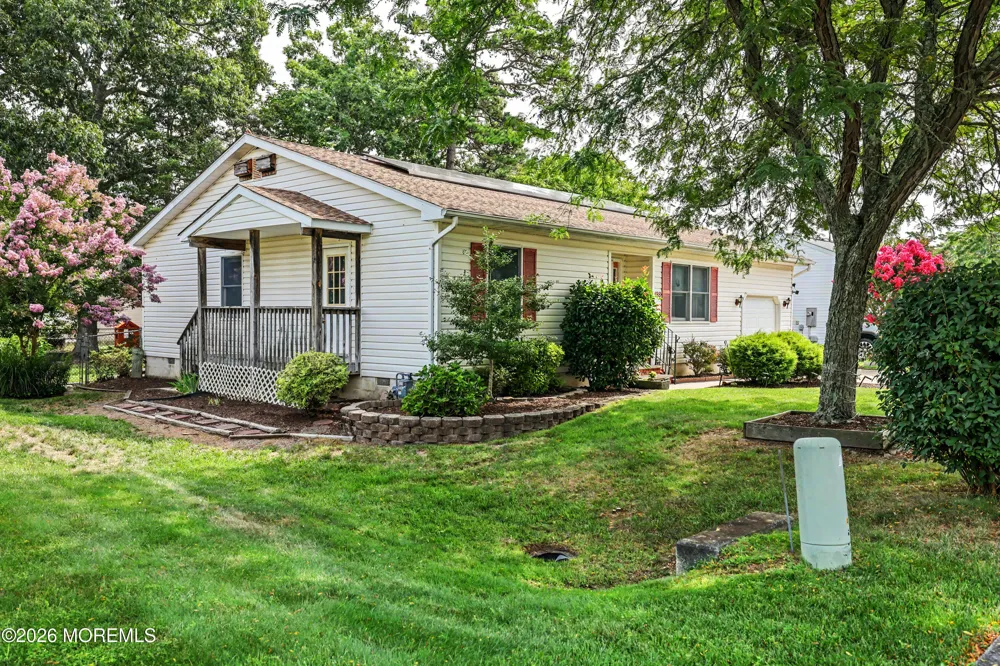 133 W Holly Lane Little Egg Harbor, NJ 08087