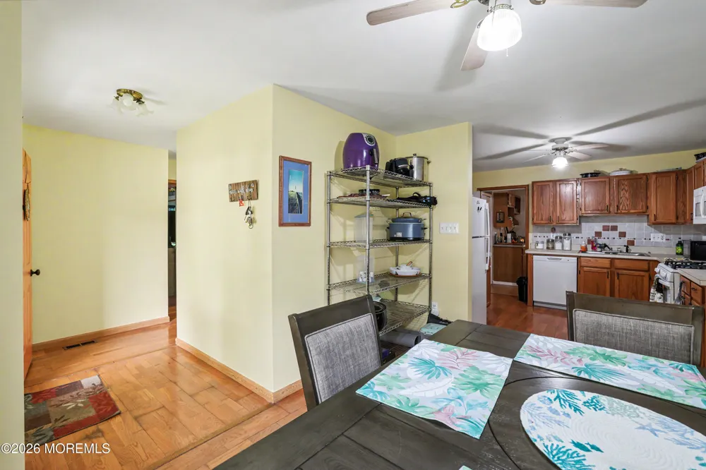 133 W Holly Lane Little Egg Harbor, NJ 08087