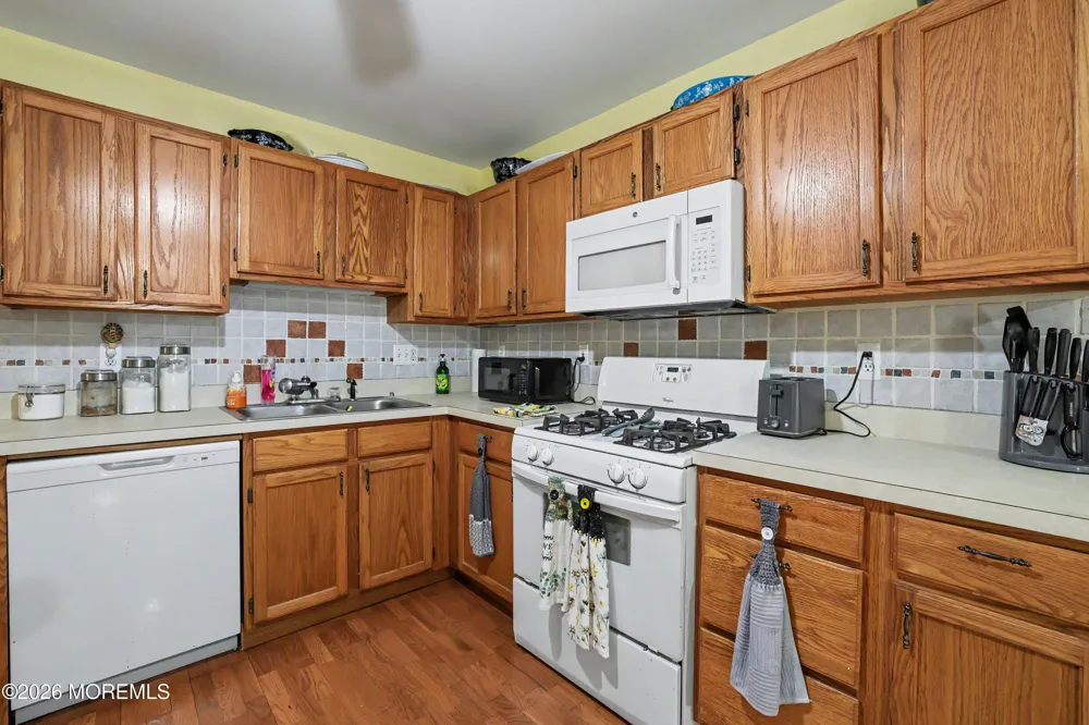 133 W Holly Lane Little Egg Harbor, NJ 08087