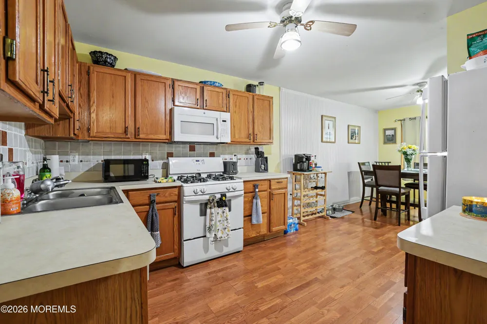 133 W Holly Lane Little Egg Harbor, NJ 08087