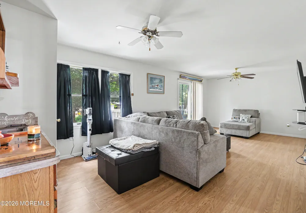 133 W Holly Lane Little Egg Harbor, NJ 08087