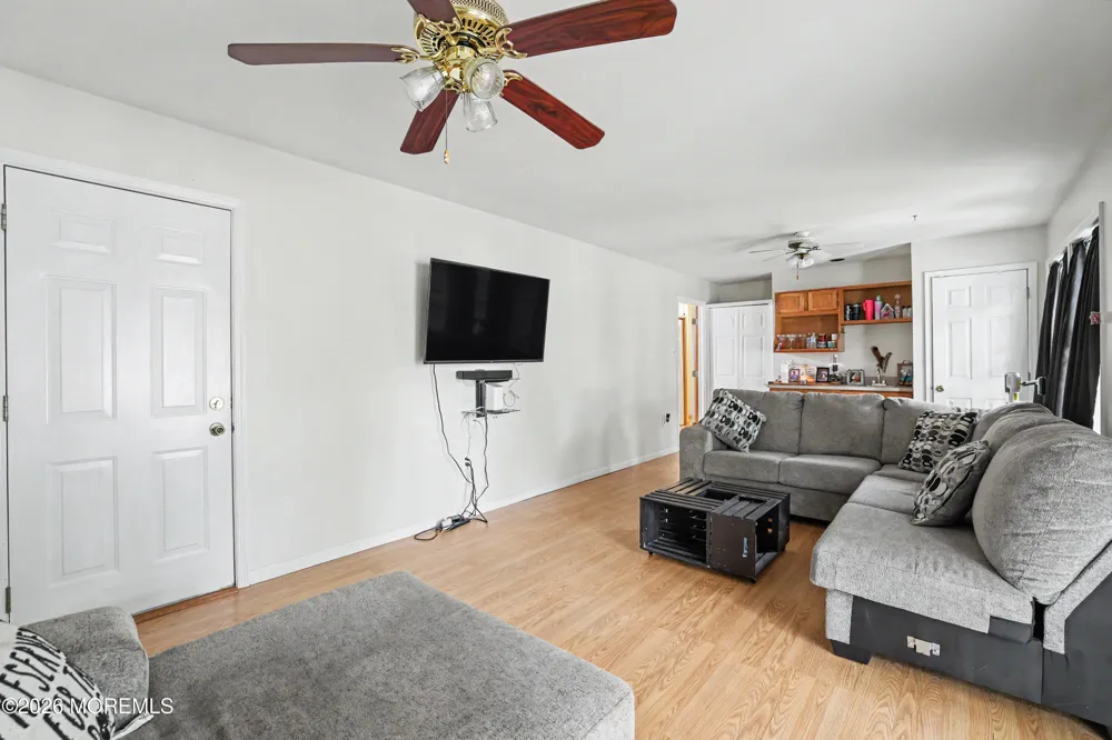 133 W Holly Lane Little Egg Harbor, NJ 08087