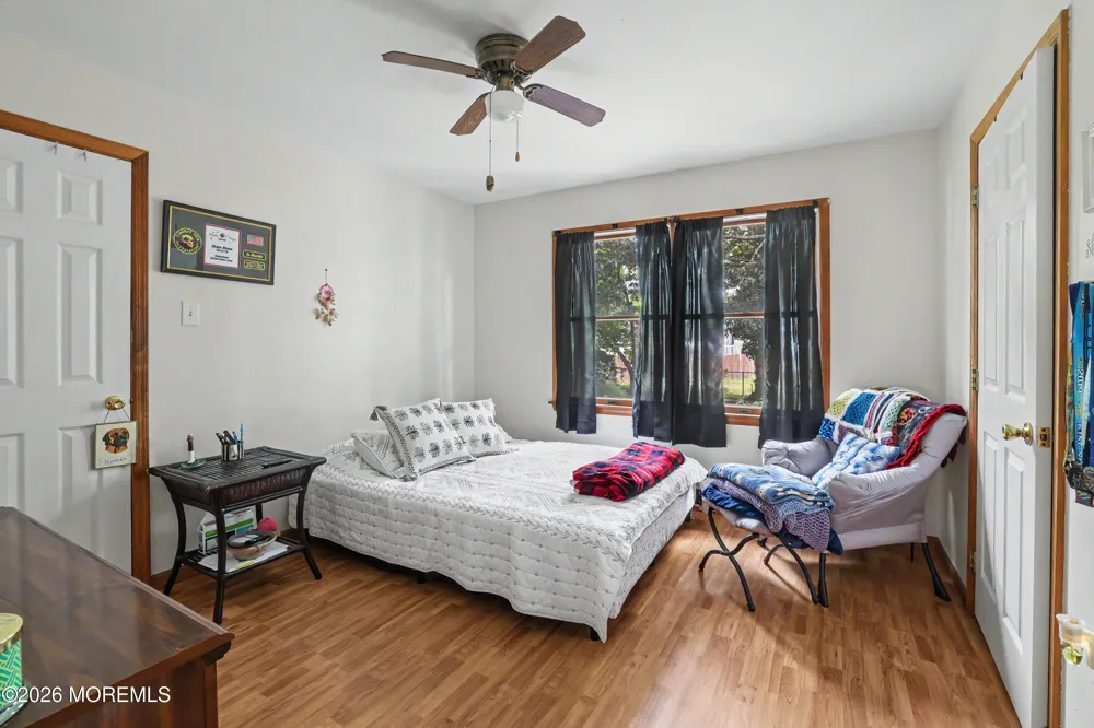 133 W Holly Lane Little Egg Harbor, NJ 08087
