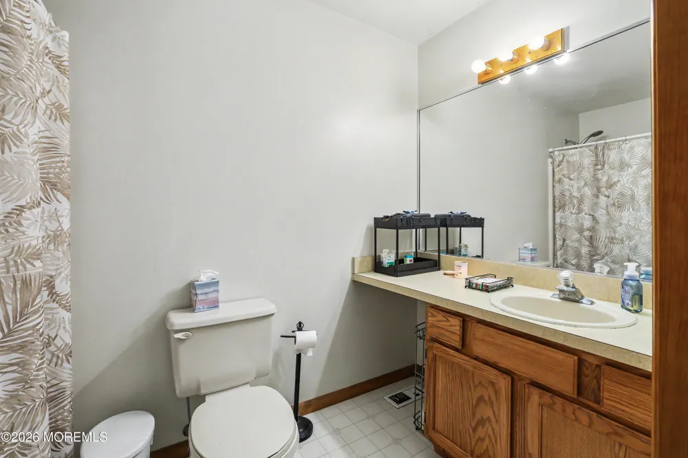 133 W Holly Lane Little Egg Harbor, NJ 08087