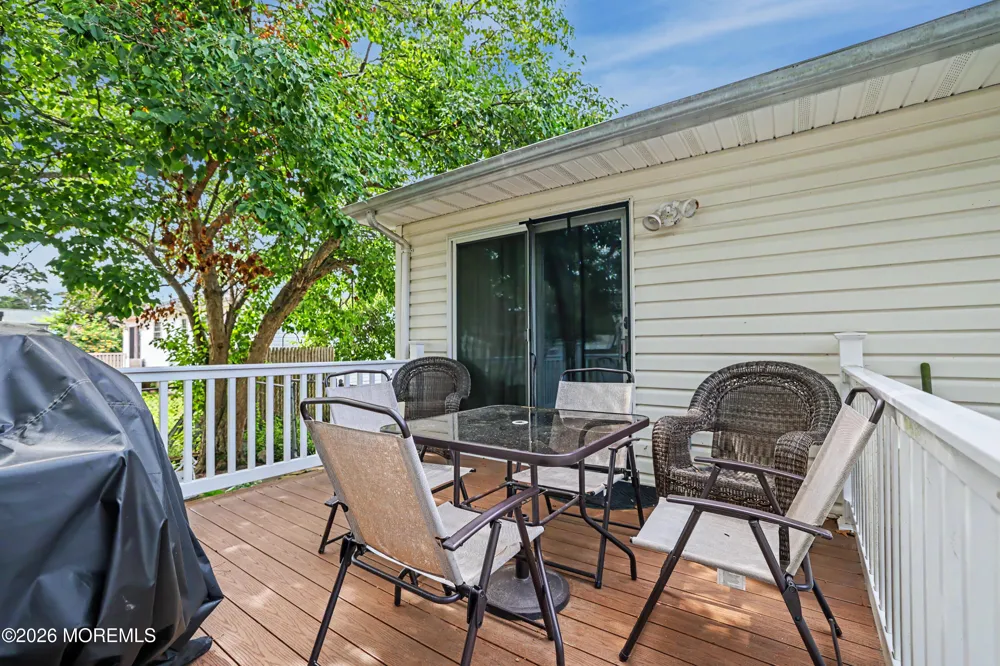 133 W Holly Lane Little Egg Harbor, NJ 08087