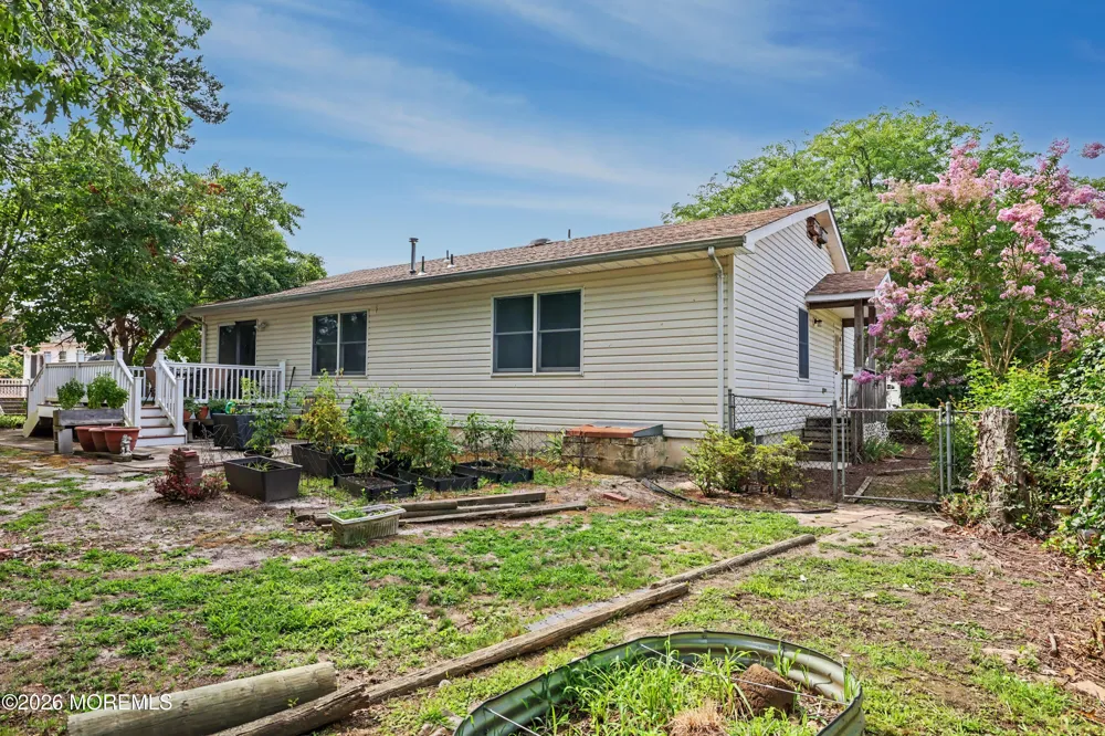 133 W Holly Lane Little Egg Harbor, NJ 08087