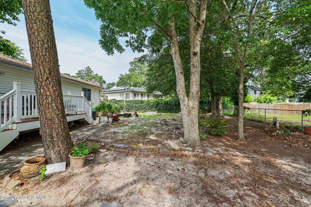 133 W Holly Lane Little Egg Harbor, NJ 08087