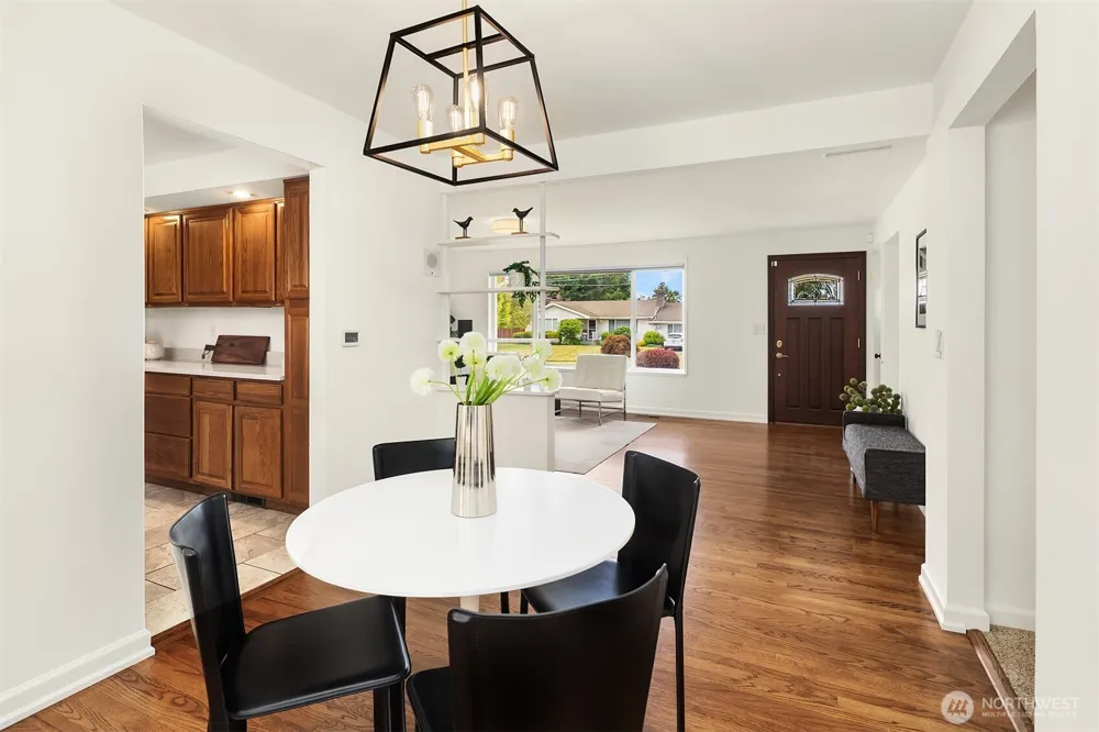 11510 27th Avenue SW Burien, WA 98146