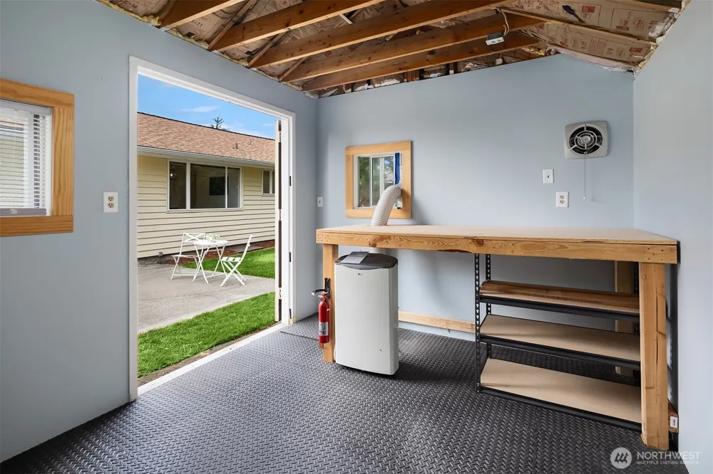 11510 27th Avenue SW Burien, WA 98146