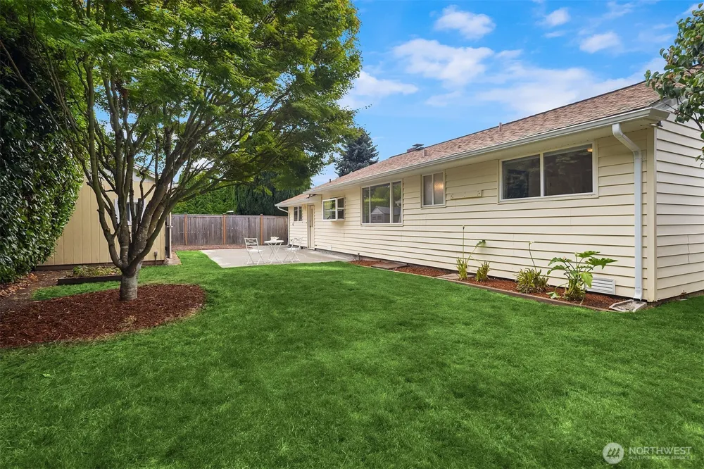 11510 27th Avenue SW Burien, WA 98146