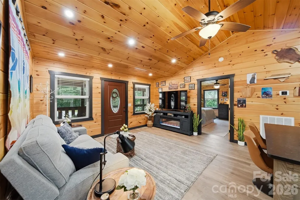 4500 Windy Hill Lane Morganton, NC 28655