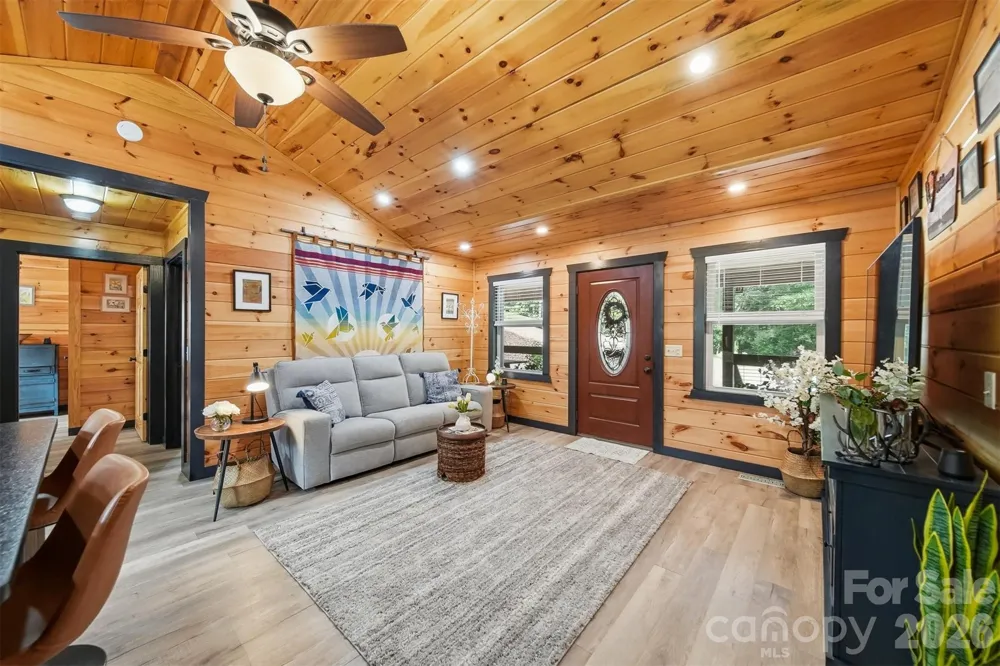4500 Windy Hill Lane Morganton, NC 28655
