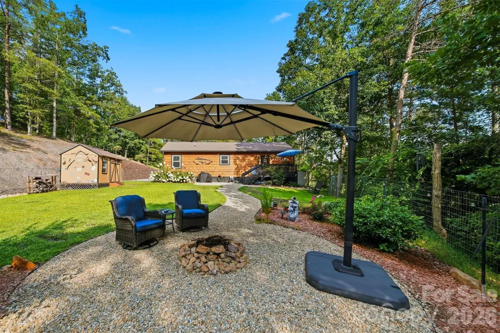 4500 Windy Hill Lane Morganton, NC 28655