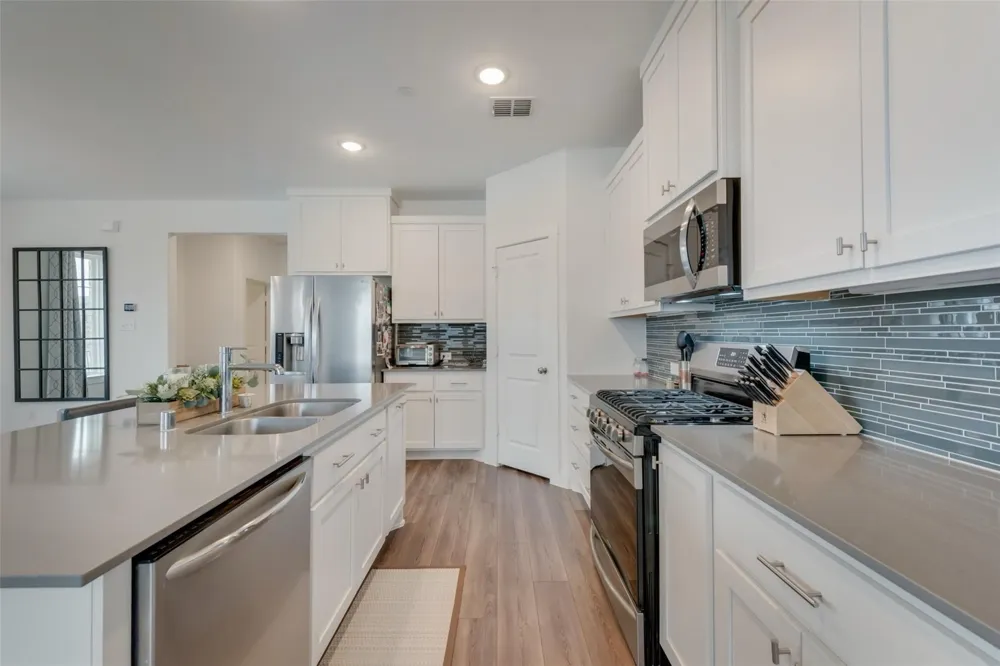 442 Matthew Drive Fairview, TX 75069
