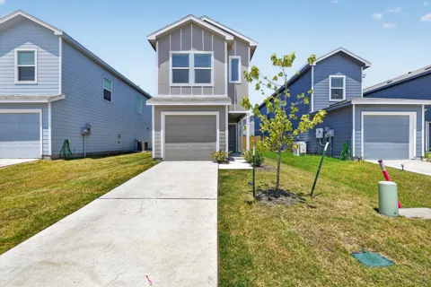 914 Sandhill Crane Lane