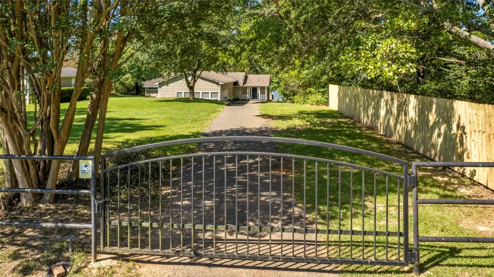 15460 McElroy Road Whitehouse, TX 75791