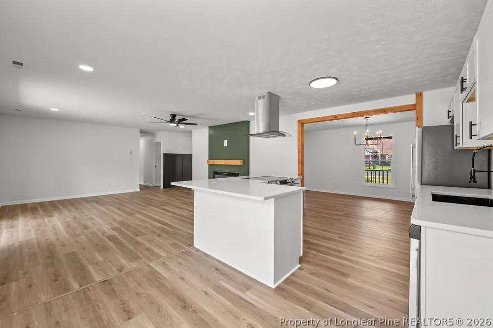 119 Hollow Lane Raeford, NC 28376