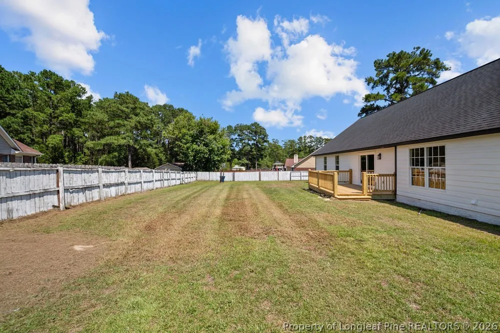 119 Hollow Lane Raeford, NC 28376