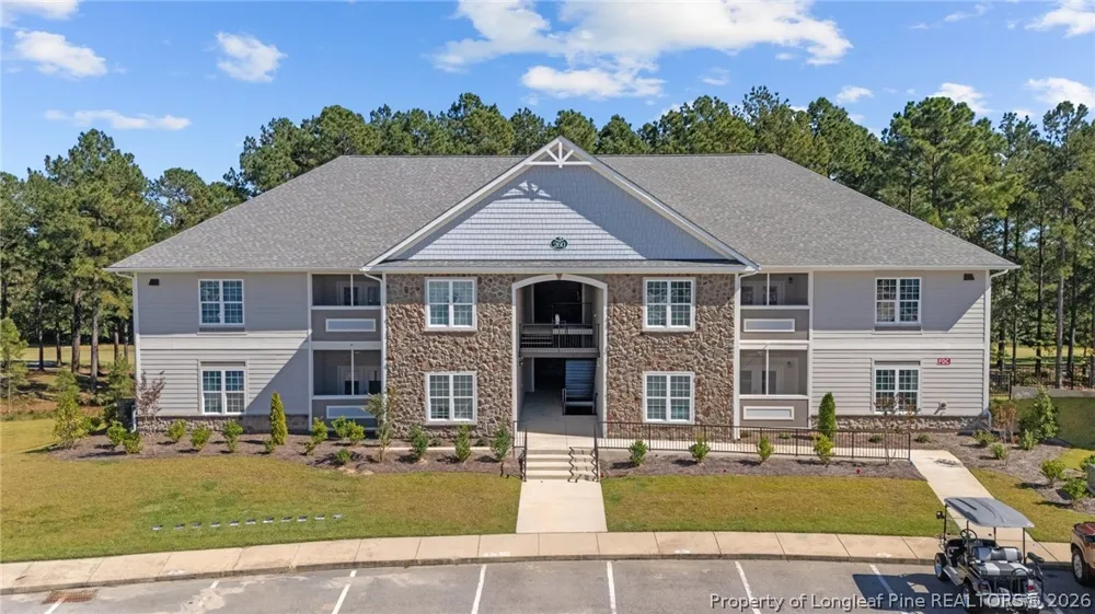 260 Gallery Drive #101 Spring Lake, NC 28390