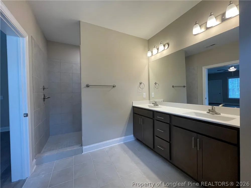 260 Gallery Drive #101 Spring Lake, NC 28390