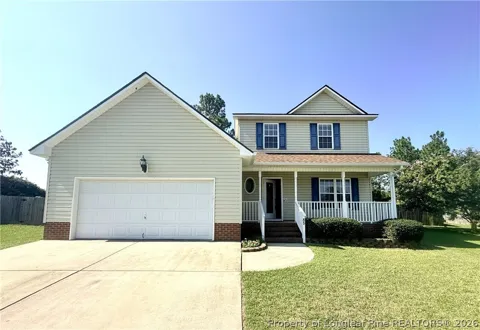 81 Essex Court W