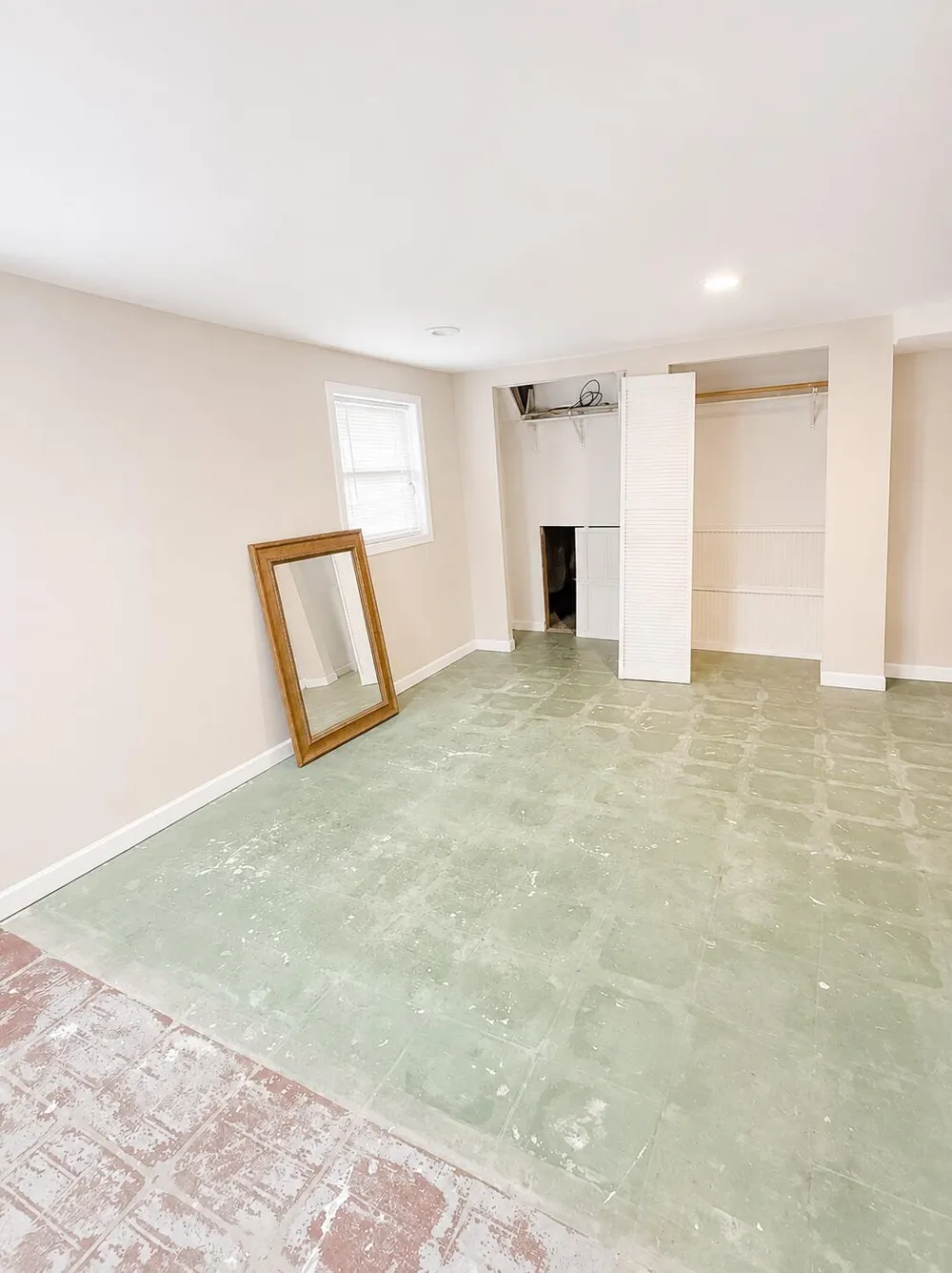 6288 Mulberry Avenue Portage, IN 46368