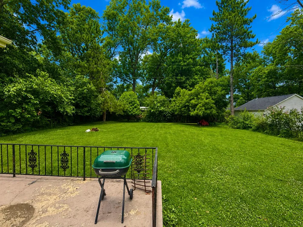 6288 Mulberry Avenue Portage, IN 46368