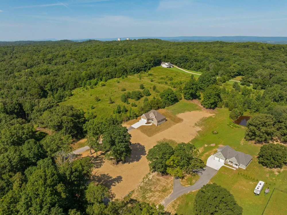 6932 Cooley Road Ooltewah, TN 37363