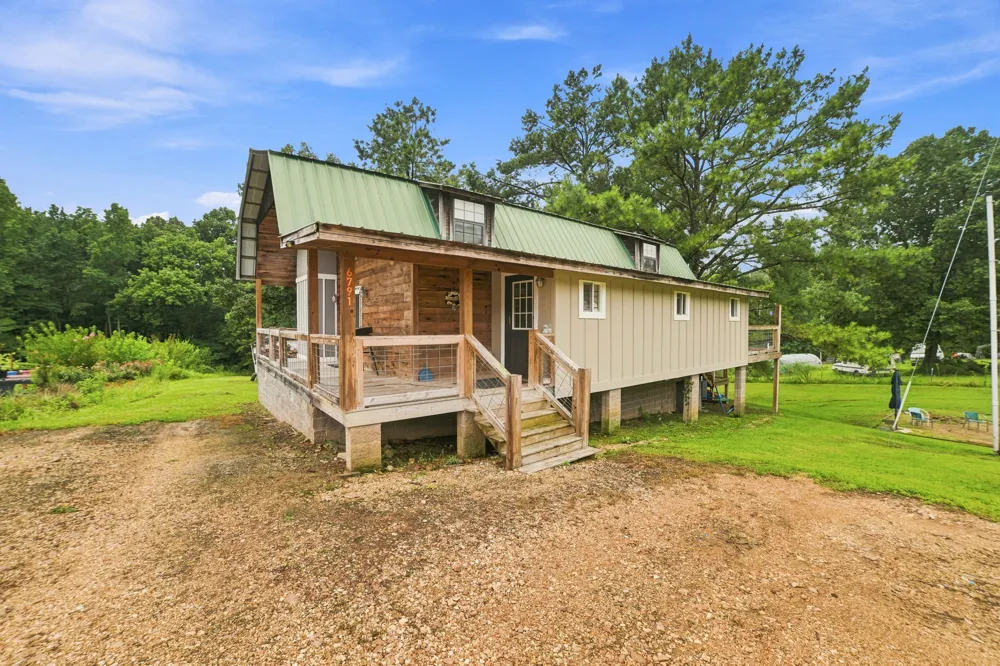 6791 Clydeton Rd Waverly, TN 37185