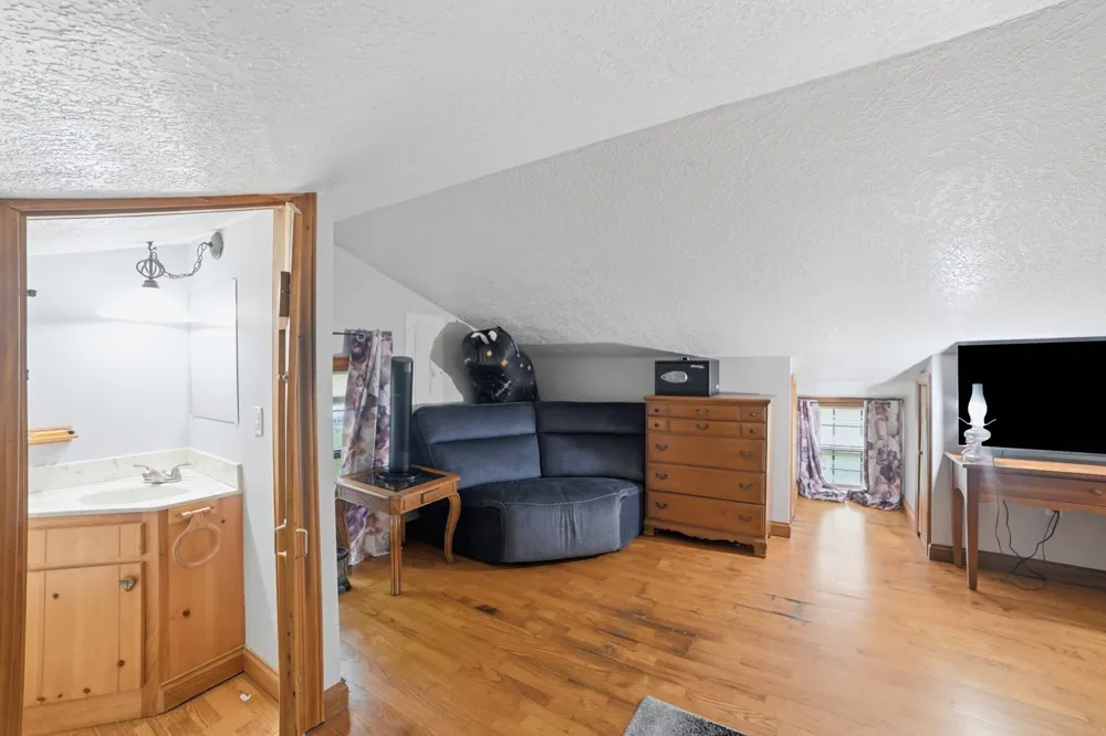 6791 Clydeton Rd Waverly, TN 37185