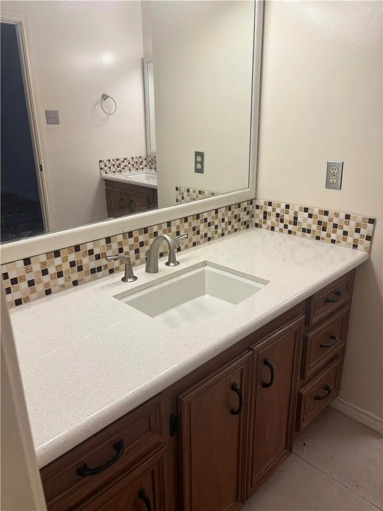 4006 MOORHEAD DRIVE Corpus Christi, TX 78410