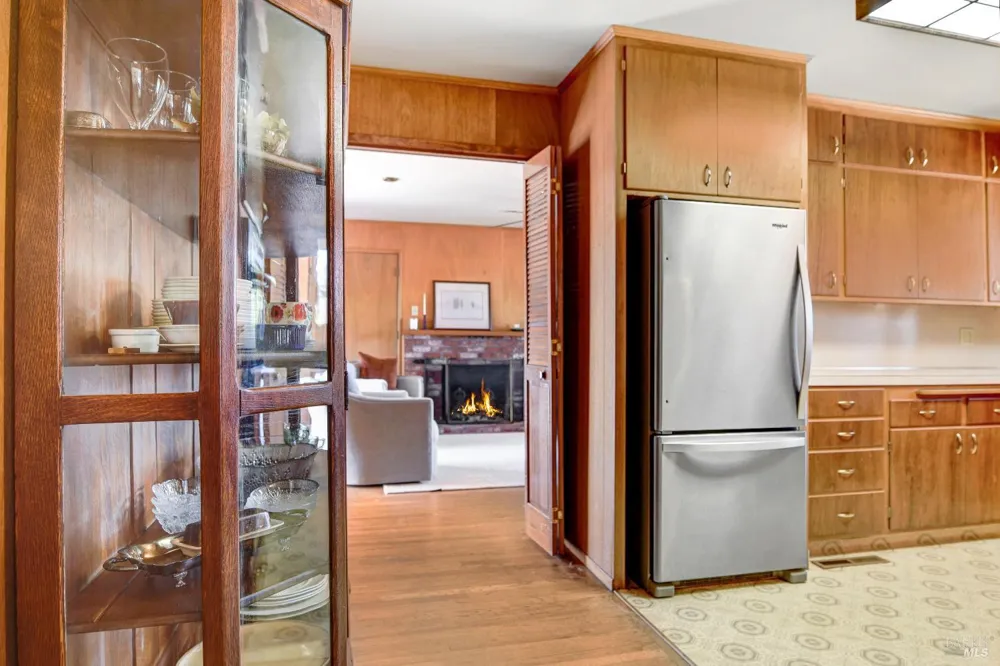 2040 Olive Avenue St. Helena, CA 94574
