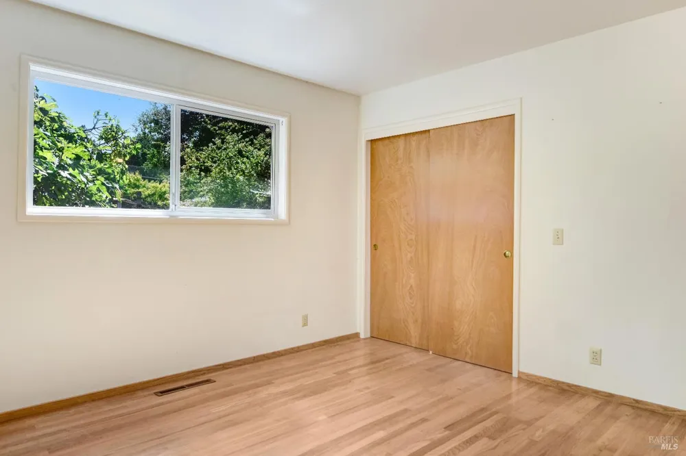 2040 Olive Avenue St. Helena, CA 94574