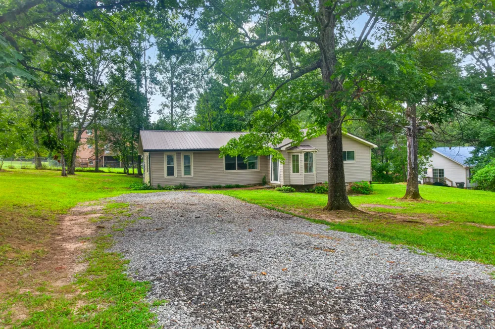 89 Alexander Way Lookout Mountain, GA 30750