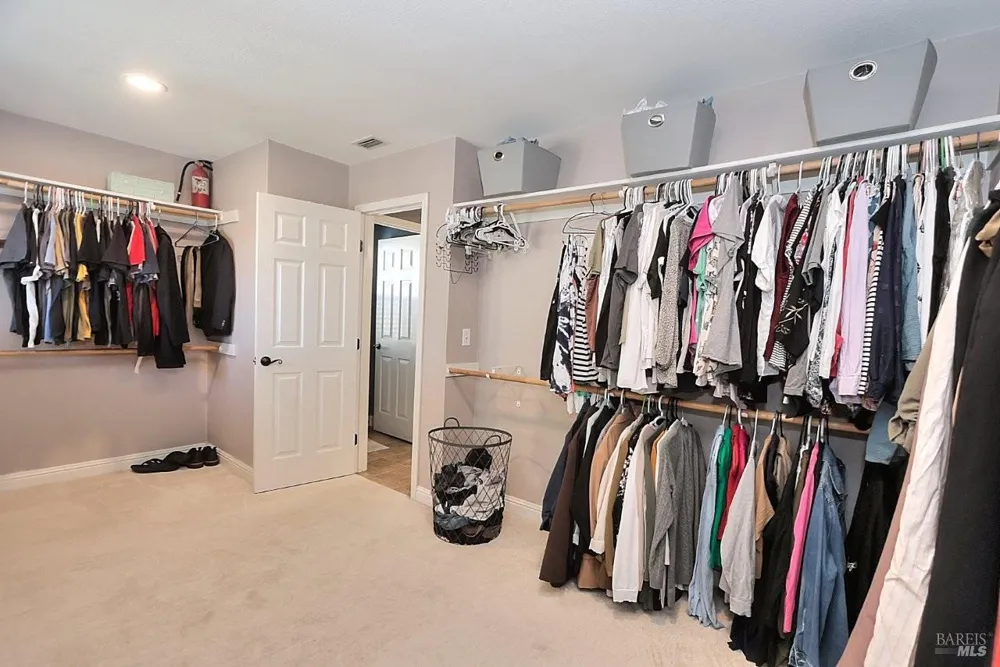 918 Fallsgrove Way Vacaville, CA 95687