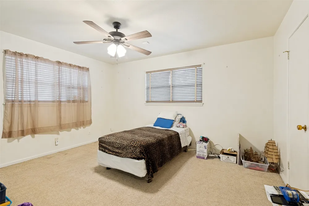 1012 Rosebud Drive Azle, TX 76020