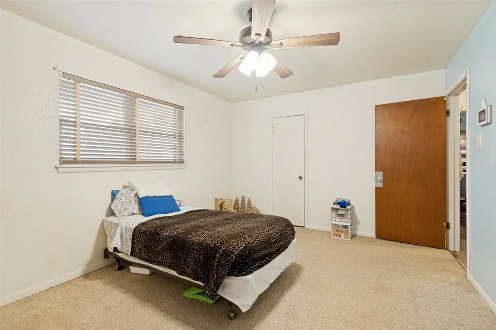 1012 Rosebud Drive Azle, TX 76020