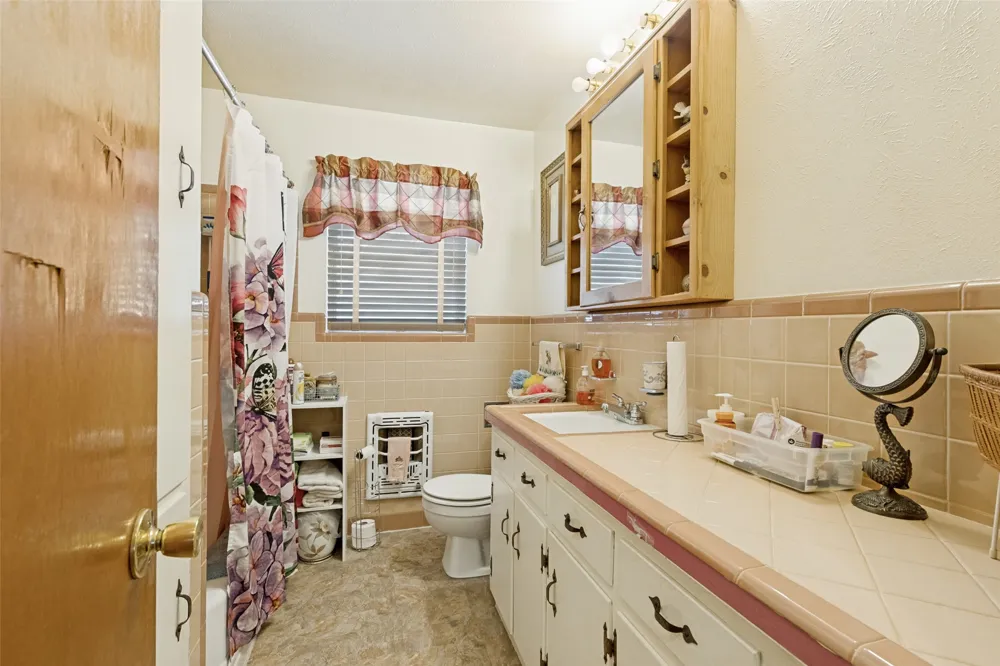 1012 Rosebud Drive Azle, TX 76020