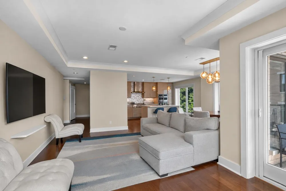100 ETON ROW Weehawken, NJ 07086