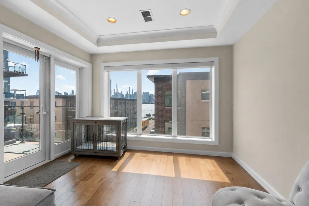 100 ETON ROW Weehawken, NJ 07086