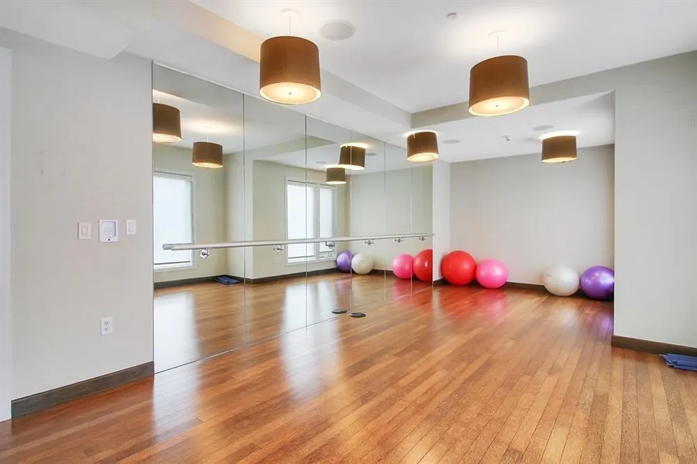 100 ETON ROW Weehawken, NJ 07086