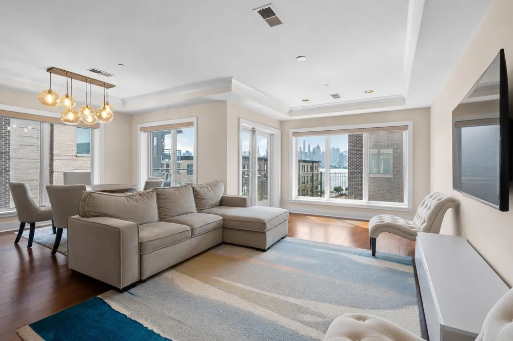 100 ETON ROW Weehawken, NJ 07086