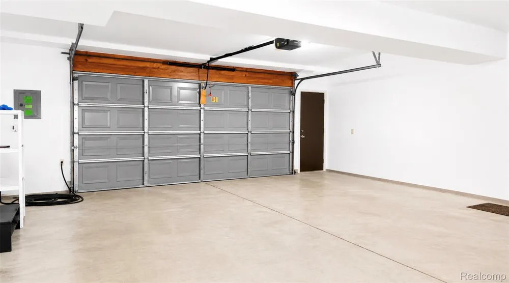 2232 London Bridge Drive #42 Rochester Hills City, MI 48307