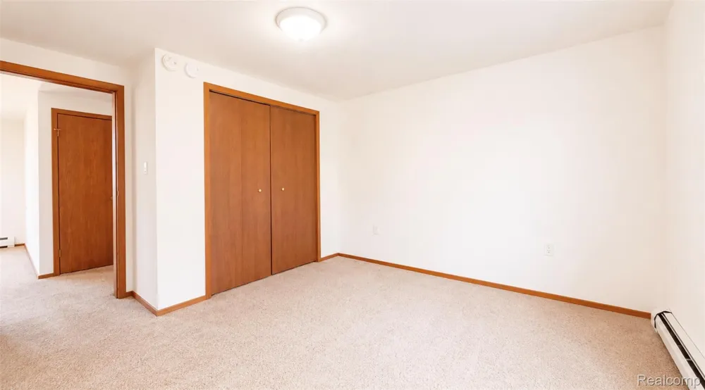 2232 London Bridge Drive #42 Rochester Hills City, MI 48307