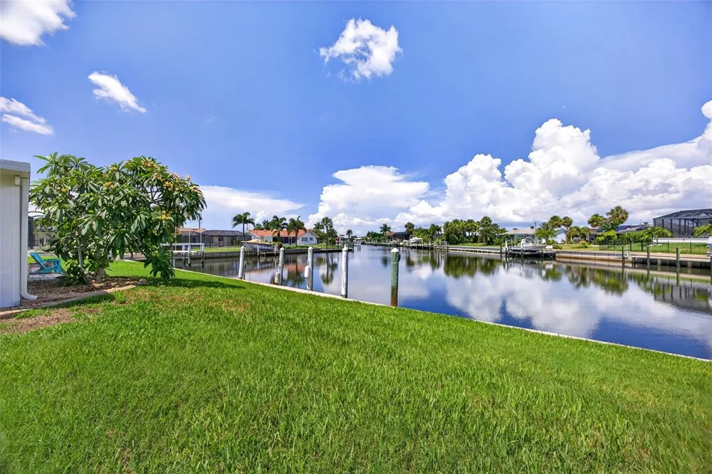 359 BAL HARBOR BOULEVARD Punta Gorda, FL 33950