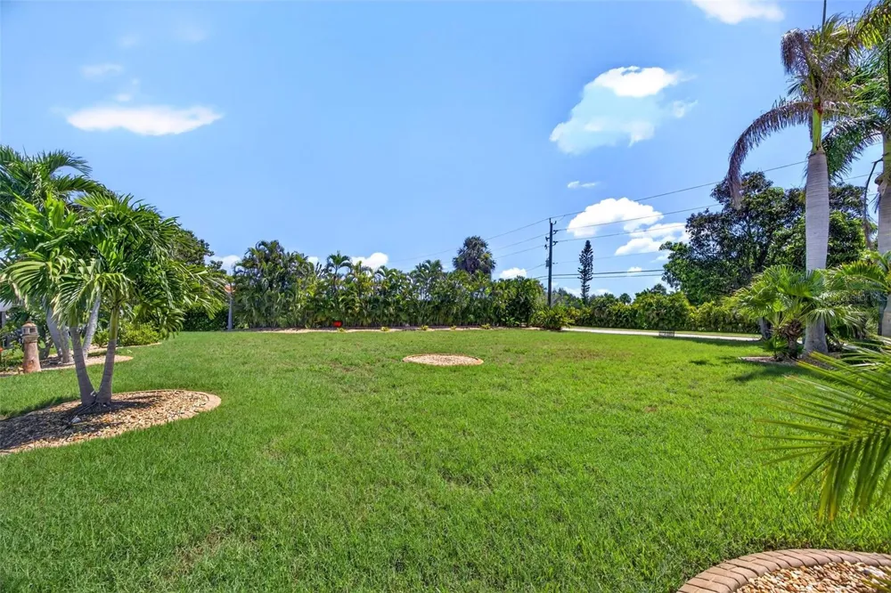 359 BAL HARBOR BOULEVARD Punta Gorda, FL 33950