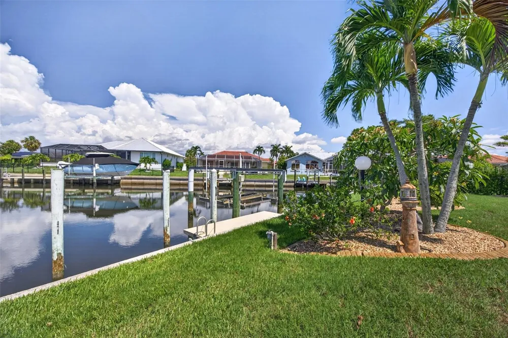 359 BAL HARBOR BOULEVARD Punta Gorda, FL 33950